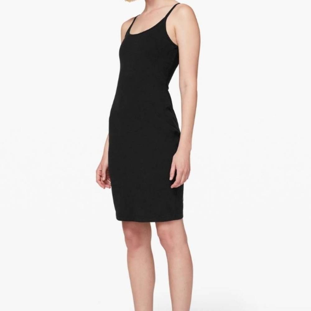 Lululemon inner glow dress size 4